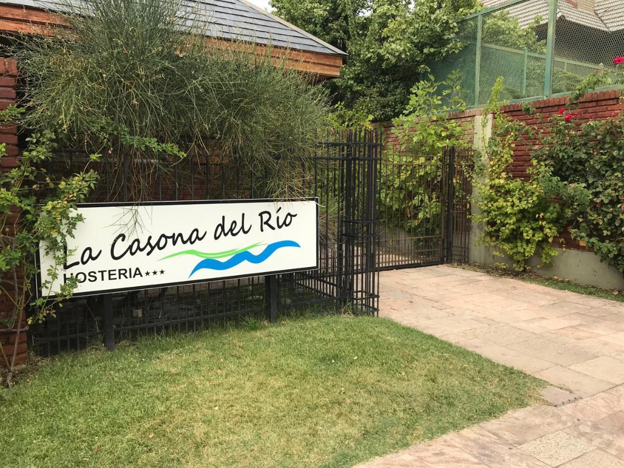 Hotel La Casona Del Rio Neuquén Exterior foto